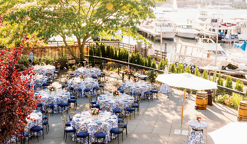 dockside-venue-outside-patio-table-settings PHOTO BY JENN TAI PHOTO ARTISTRY